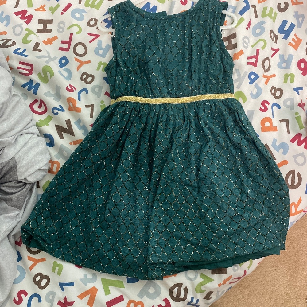 Girls dress